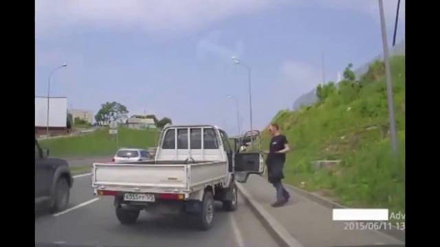 100 неудачных подстав на дорогах смотреть онлайн