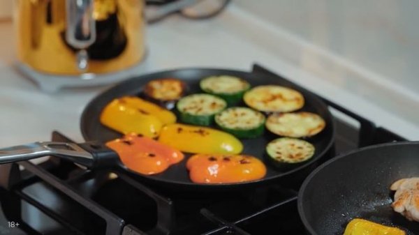 РЕЦЕПТ САЛАТА ГРИЛЬ С ИНДЕЙКОЙ ОТ ШЕФА ИВЛЕВА