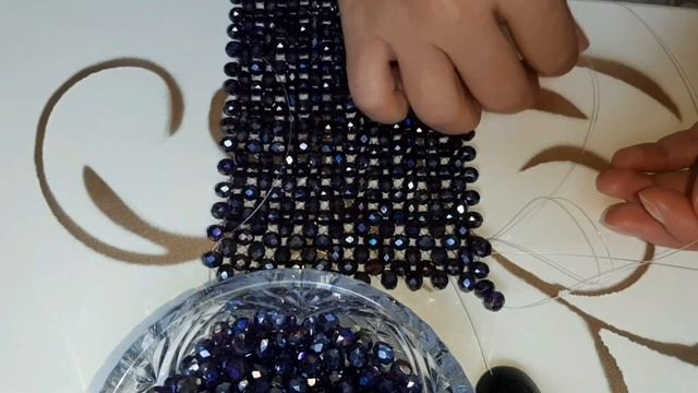 сумка из хрустальных бусин с фермуаром