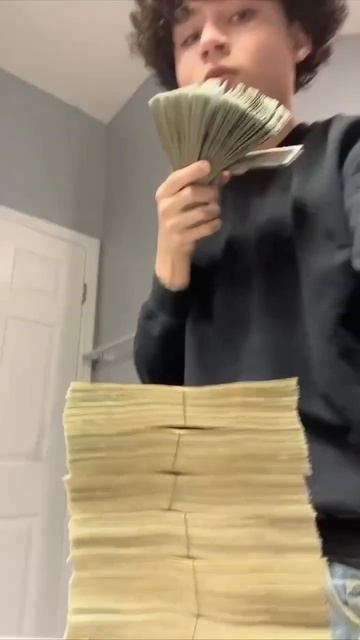 Как заработать также переходите в телеграмме всё есть