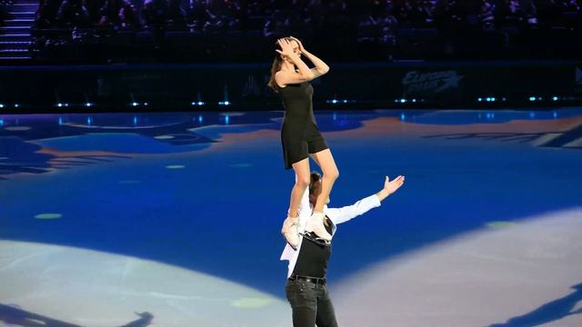 Евгения МЕДВЕДЕВА и Александр ЭНБЕРТ на шоу "Влюблённые в фигурное катание" смотреть онлайн