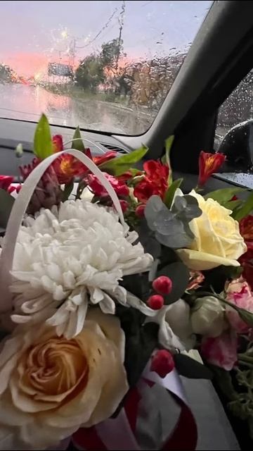 Ешь, молись, люби 🙏💐 Ваши отВас не уйдут 😍остальным- смотреть онлайн