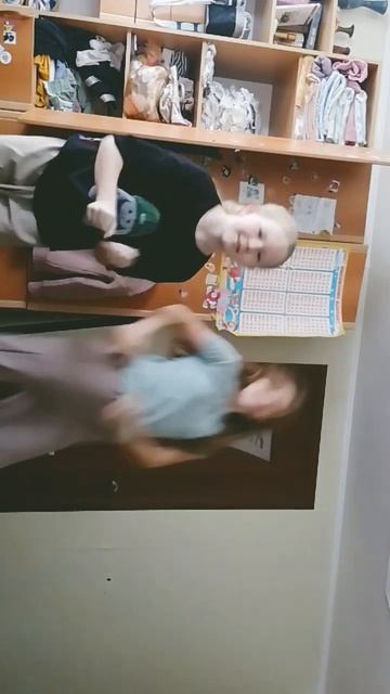 моя подруга есть в лайк @гимнастика🤸 смотреть онлайн
