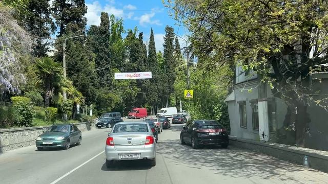 Ялта. Гоголя, Боткинская, Кирова, Садовая до К.Маркса улицами. 09.05.2025. Крым. Crimea. Yalta. смотреть онлайн