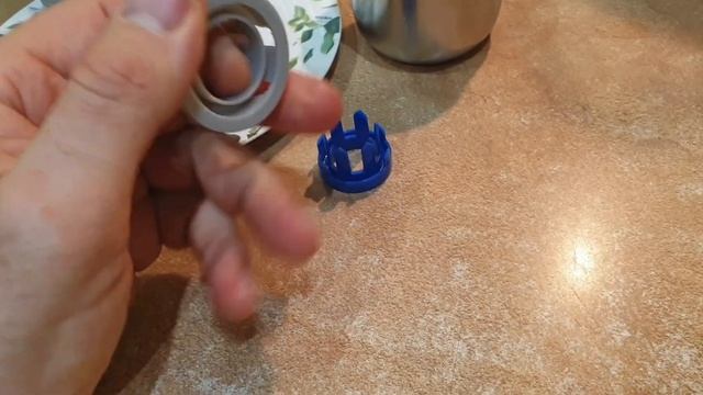 Как разобрать крышку термоса