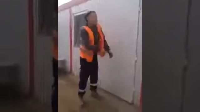 ему бы в клуб смотреть онлайн