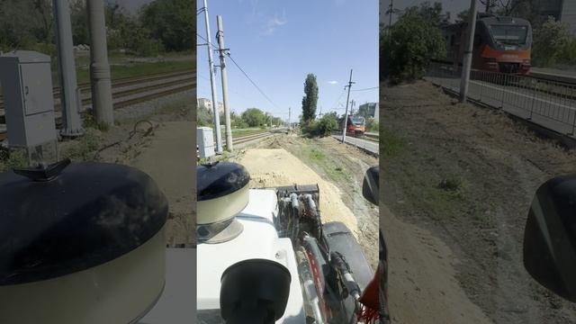 Засыпка траншеи песком