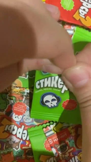 Распаковал редкого стикерса 2😱 #распаковка #челлендж смотреть онлайн