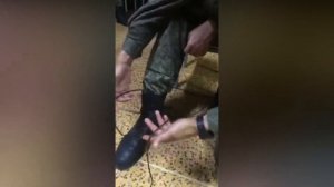 Солдат Который Не Знает Как Завязывать Шнурки