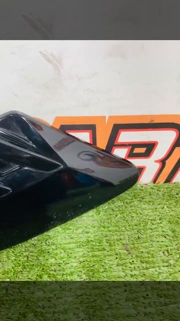 LR154376 Молдинг крила правий 2018- Gloss Black Range Rover Sport L494 (2014-2022 смотреть онлайн