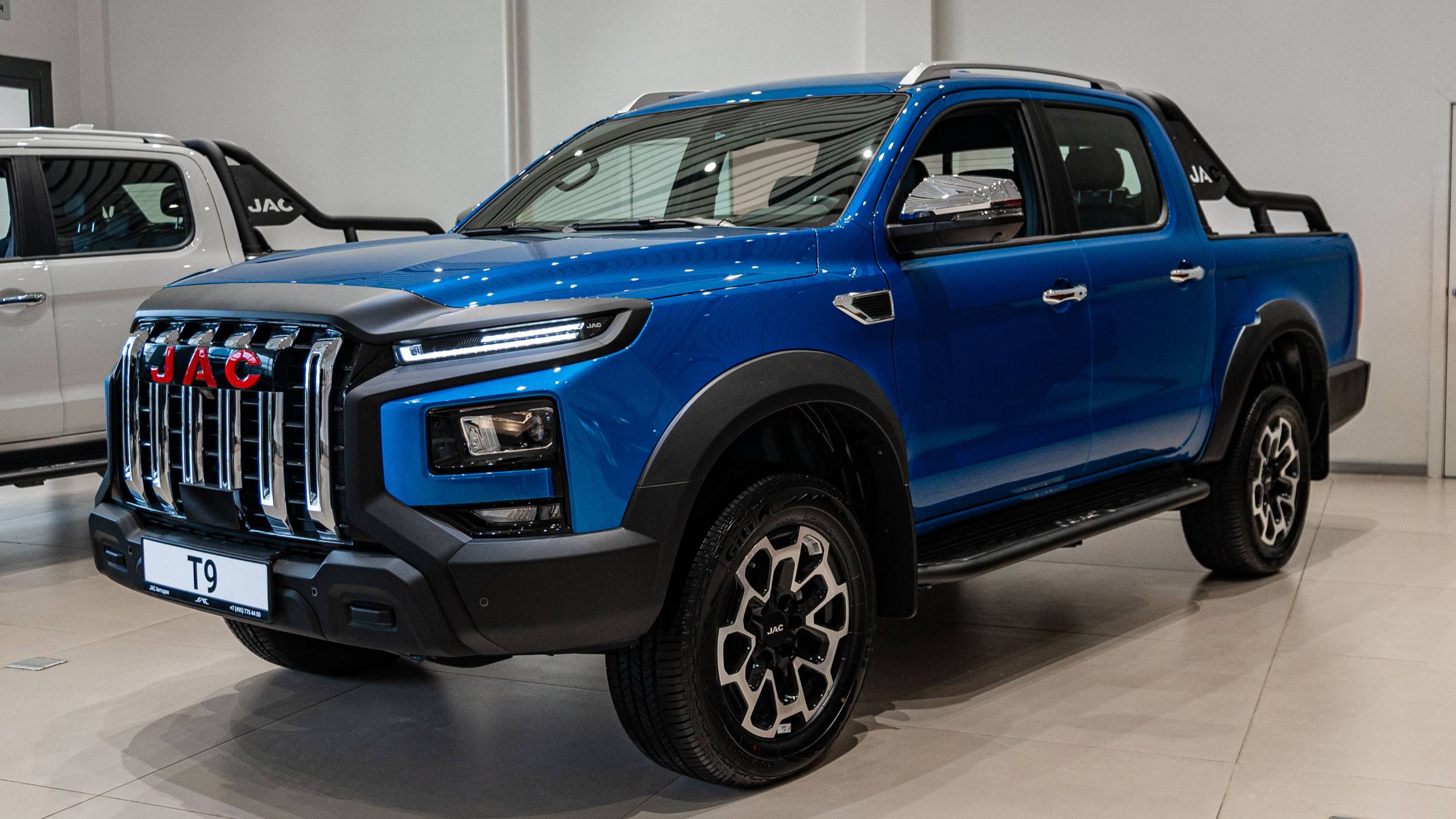JAC T9 (EXPLORE) 2.0T AT 4WD Синий сапфир смотреть онлайн