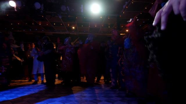 Прибытие инопланетного корабля. Кирилл Миллер смотреть онлайн