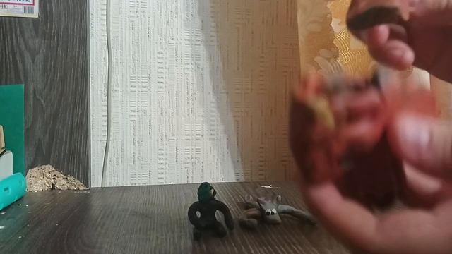 1000008600.mp4 продолжаю лепить поезд