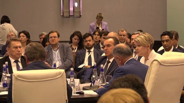 ГЛАВНАЯ ПЛЕНАРНАЯ СЕССИЯ «СТРАТЕГИЧЕСКИЕ ИНИЦИАТИВЫ В ЗДРАВООХРАНЕНИИ» смотреть онлайн