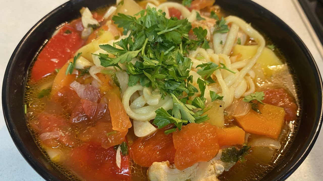 ЛАГМАН с Курицей.Простой рецепт для ужина или обеда. смотреть онлайн