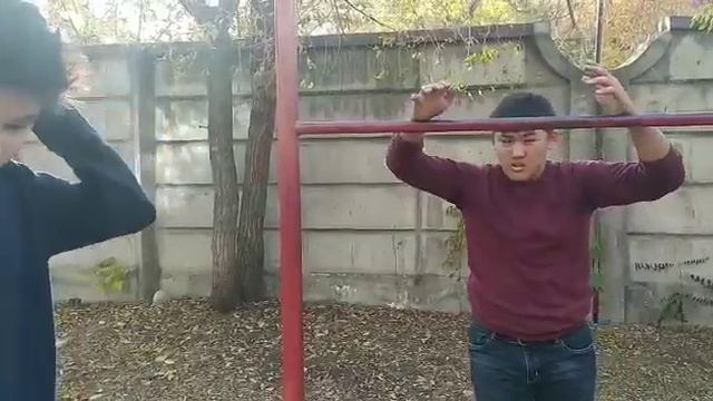 ШАМПУНЬ ЖУМАЙСЫНБА | ПАРОДИЯ🗿 смотреть онлайн