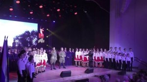 Поклонимся великим тем годам