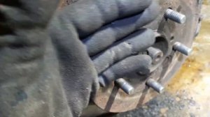 Toyota rav 4. Горят  ABS VSC TRC и красный воскрицательный знак. З