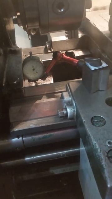 УТ16 на работе дробит.