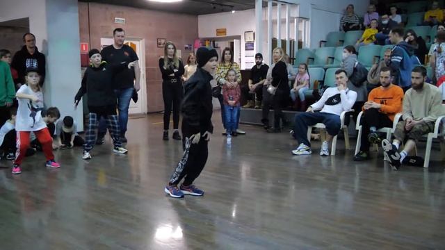 до 13 лет Bboy Tw1s Vs Shony Grey - 