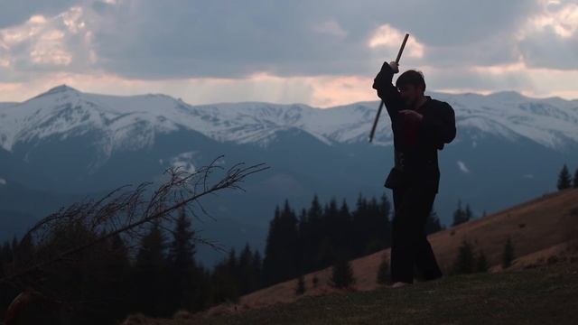 Танцюючи для Чорногори.