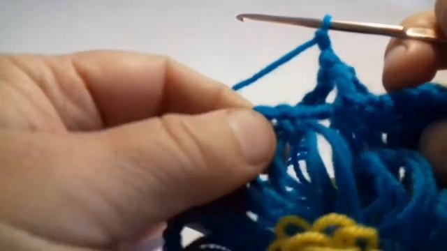 DIY Crochet flower. How to join motifs. Как связать необычный цветок. Соединение мотивов. смотреть онлайн