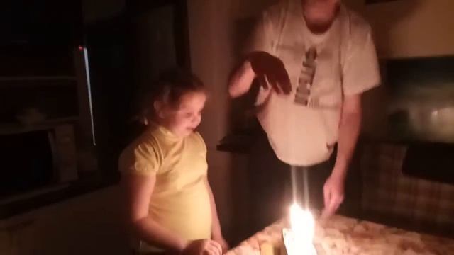 У меня день рождения в понедельник! смотреть онлайн
