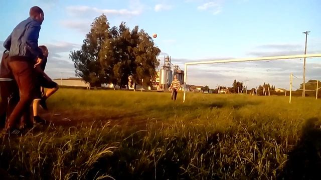 Приколы в отпуске за 3 дня до перелома ключицы смотреть онлайн
