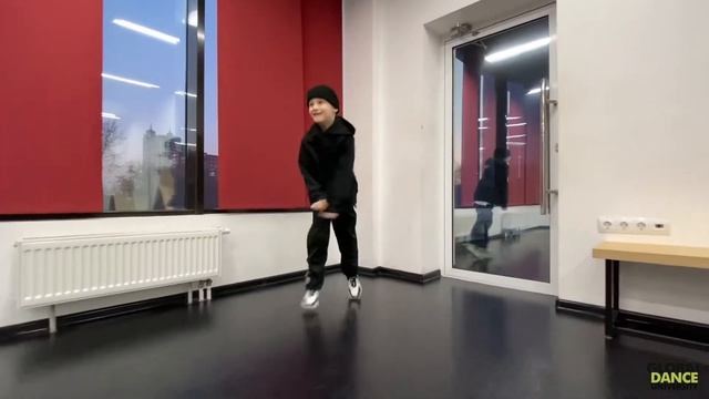 Индивидуальное занятие от резидента Ивана Семикина смотреть онлайн