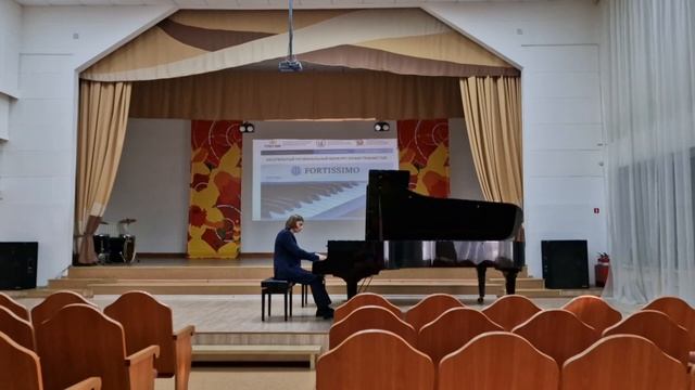 Павловский Арсений Л.В. Бетховен соната №14 ор. 27 №2 III часть смотреть онлайн