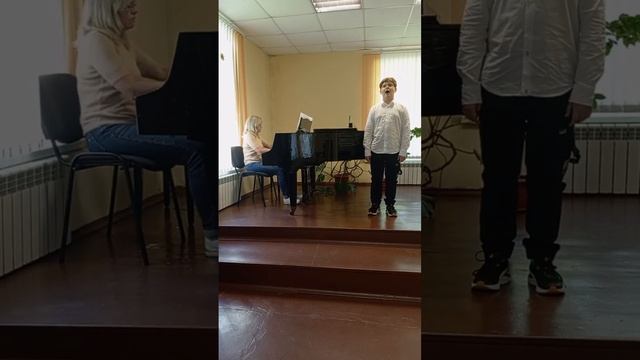 Степан Дратинский, 11 лет Е.Крылатов "Крылатые качели " смотреть онлайн