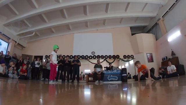 Юнусова Нина Vs Садретдинов Саша | 1/8 | School Battle