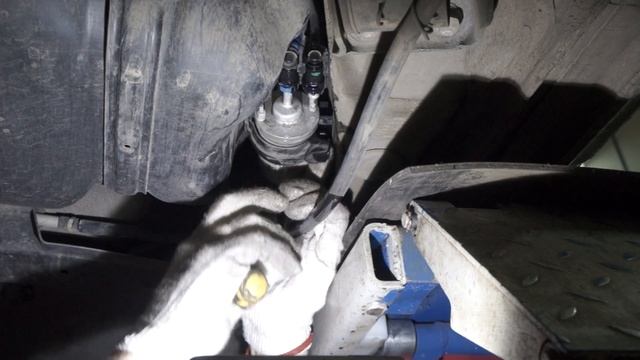 Замена топливного фильтра Volkswagen-Polo