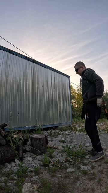 Рублю дрова колуном фискарс х21| I chop wood with a fiskars cleaver x21 #c смотреть онлайн