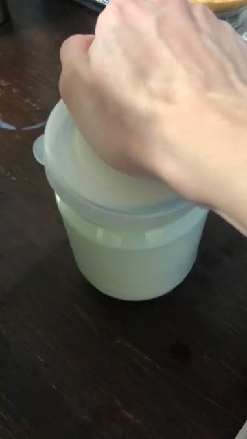 Настоящий йогурт 🥛| #молоко #йогурт #ферма #жизньнафер смотреть онлайн