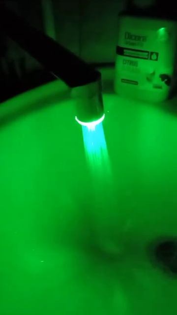 Насадка аэратор на кран светящаяся LED RGB Color в темноте смотреть онлайн