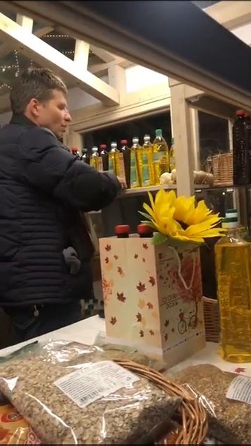 Ярмарка Золотая осень на Красной площади смотреть онлайн