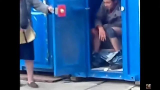 Приколы с бабками,будешь 5 мин угарать смотреть онлайн