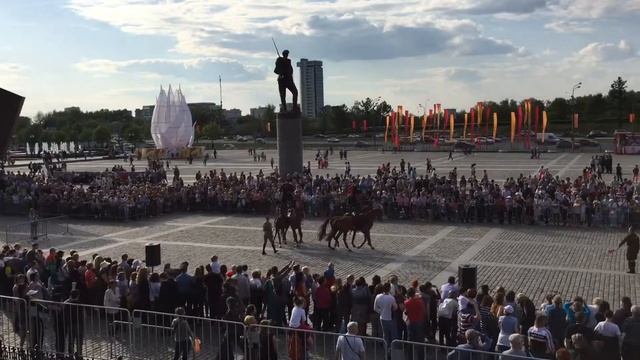 Кремлёвская школа верховой езды. 8.05.2016 "Казаки" смотреть онлайн