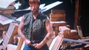 КОРОННЫЙ УДАР ЧАКА НОРРИСА .