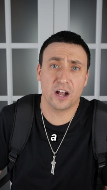 Парень с рюкзаком