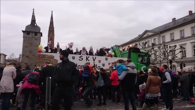 Продолжение карнавала Висбаден. Нашествие мусорщиков. Wiesbaden Fasching смотреть онлайн