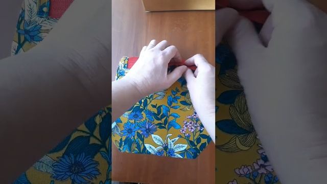 Как сшить косметичку пэчворк из шестиугольников #пэчв смотреть онлайн