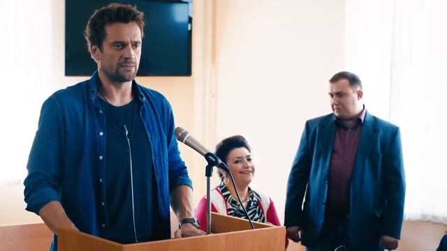 Светофор 18 серия 9 сезон 178 серия комедийный сериал Оганова Марина в роли "Жена Гогоберидзе" смотреть онлайн