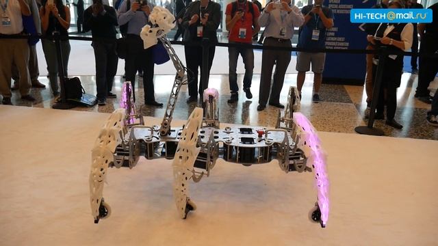 Роботы на конференции Intel IDF 2015 смотреть онлайн