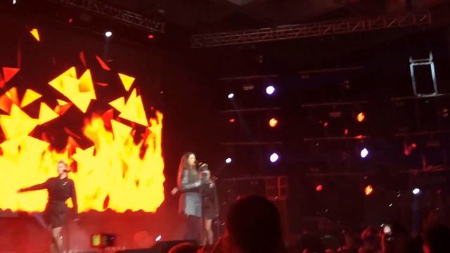 Легенды "РетроFM". Концерт в Новосибирске 22.04.2017. ACE OF BASE. смотреть онлайн