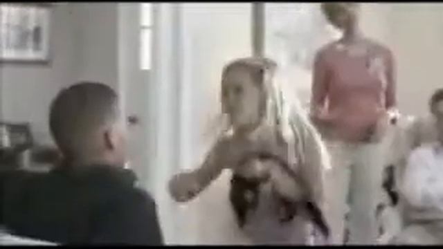 BeatBox семья (прикол).flv смотреть онлайн