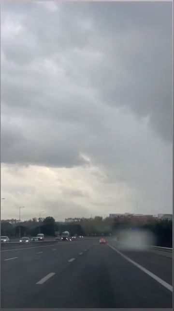 ЖИРИНОВСКИЙ ПРИКОЛЫ ПЛОХАЯ ПОГОДА #shorts #shortsvideo #погода #природа #жириновский #rain #дождь смотреть онлайн