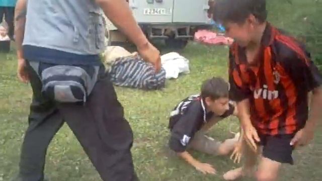 хыхы я и мои друзья.AVI