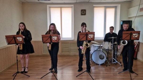 "Upside Down" - Diana Ross (for saxophone quartet).